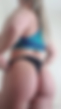 [OnlyFans.com] Kiera Jaston (@kierajaston)/19-01-15 2896928 Here is last night's booty video for any new subscribers that didn't reciev(..) 1080x1920.mp4