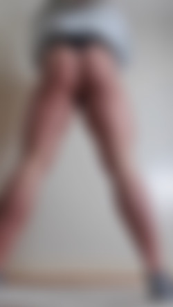 [OnlyFans.com] Kiera Jaston (@kierajaston)/19-01-23 2967471 Squat it like it's hot 1080x1920.mp4