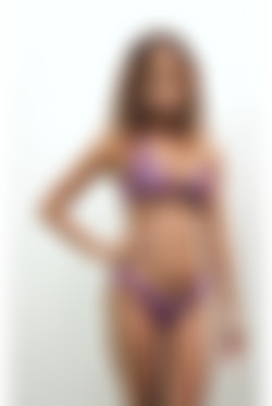Putri Cinta - Wicked Weasel - August 2019/bikini_wicked-weasel_377_boundless-top_midnight-blossom-_standard_277_boundless-bottom_midnight-blossom-_standard.mp4