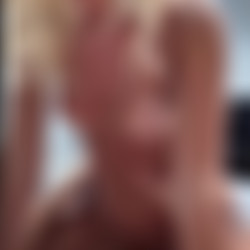 favoritelittlesecret ambi-bg.mp4