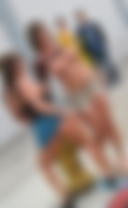 Asses.in.Public.ArenaBG/Stars/2.jpg