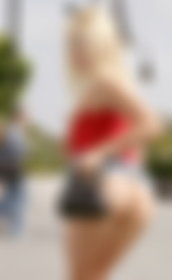 Asses.in.Public.ArenaBG/Stars/33.jpg