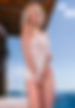 Justine Ashley/Images/871-set.jpg