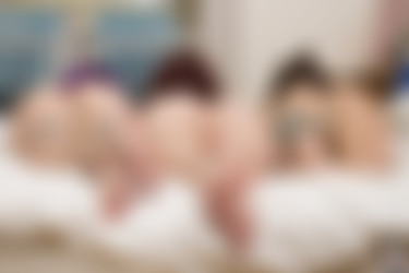 Chad/3 in a bed/12.jpg